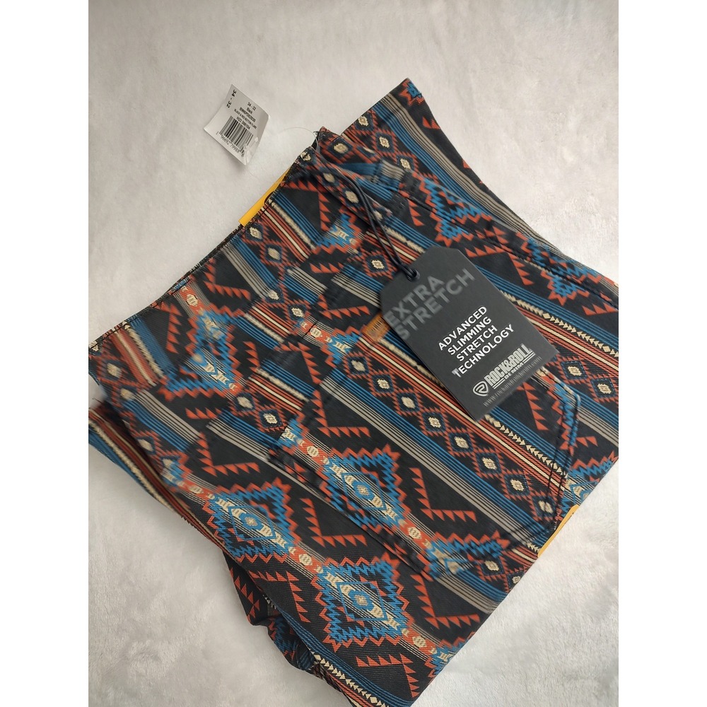 Rock & Roll Denim Women's 34x32 High‎ Rise Button Flare Jeans Southwest Pattern